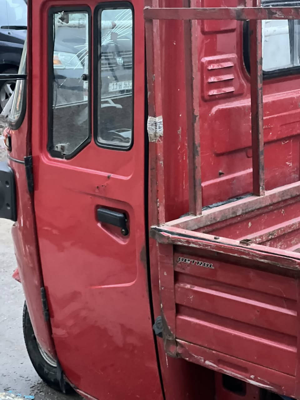 سلام عليكم تكتك بيكم موديل 19شهر 10 بغداد رقمه سعره 2800 وبيه مجال مكاني بغداد مدينت صدر رقمي ***********  واساب
