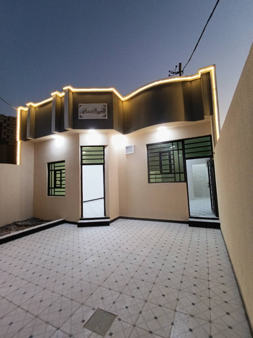 ✳يعــــلن مكتــــب عقــــــــارات بلـــــــــــــــد✳️
***********📞📞
🔸️ع دار  للبيع  في شط العرب الصقر
مساحته 200 مــــــــــتر  
♦️  يحتوي ع غرفتين وصالة ومطبخ واستقبال وحمامات كراج
الســـعر  83وبي مجال 
للإستفسار ***********
🔹️العنوان المكتب عقـــــــارات بلــــــــــــد باليوبه قرب مدرسه ام أيمن

♦️نستقبل كافة العروضات في شط العرب البصرة, العراق
