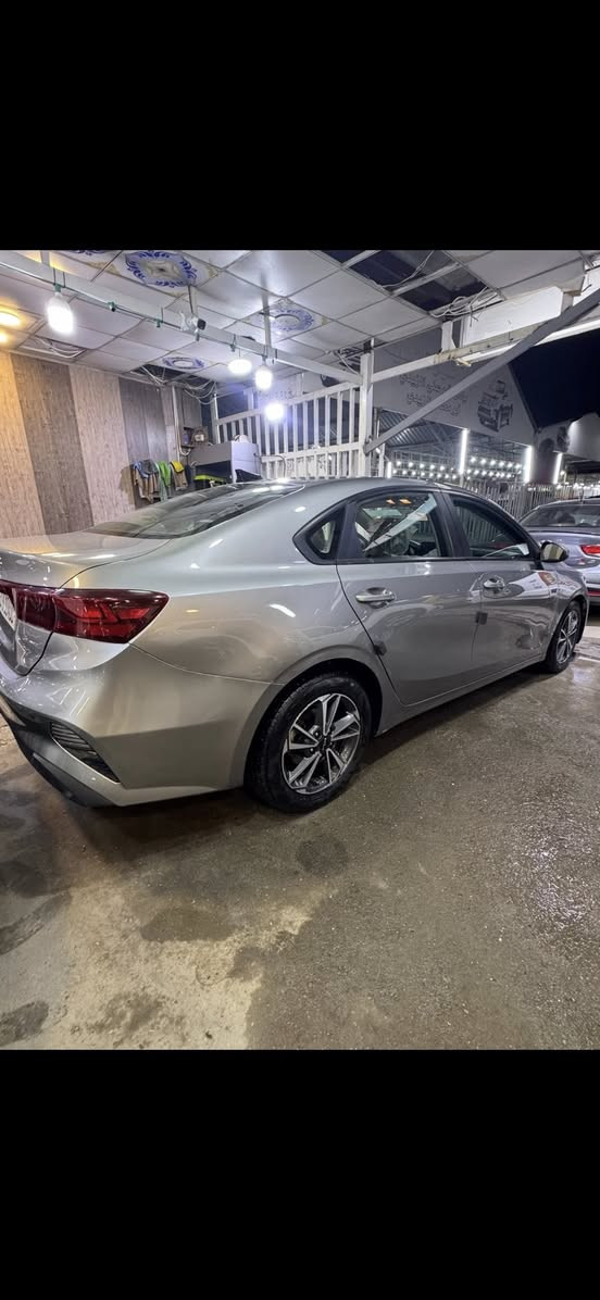 كيا فورتي موديل 23 وارد امريكي كفاله عامه  ليبل واحد السياره ماشيه 28 محرك 2000 دوش بدون لا صبغ ولا تبديل سعرها 160

***********
