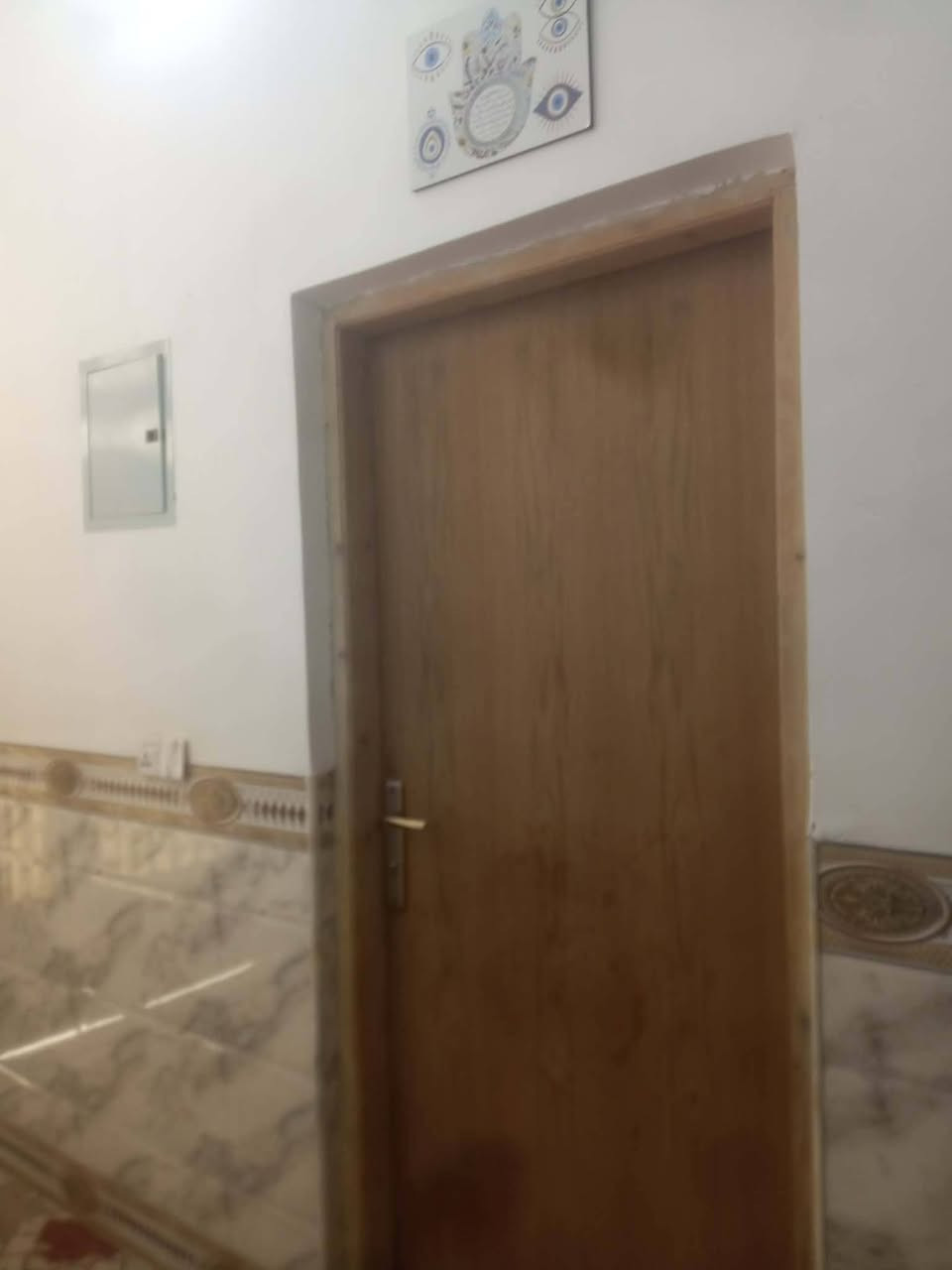 بيت  200 م للبيع بحاوي الامام العباس غرفتين وصاله ومطبخ وديوانيه *********** للاستفسار اكثر على هذا رقم متوفر وات ساب
