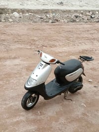 دراجه منغولي للبيع السعر 300 وبيها مجال 07811494742