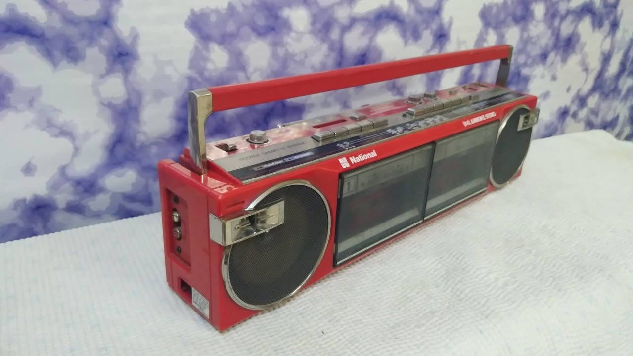 جهاز ماركة National
صناعة يابانية اصلي 
راديو 4 موجات FM AM Sw1sw2
المسجل شغال بالكامل جهة قلاب 
مدخل اواكس AUX 
***********
يوجد توصيل
