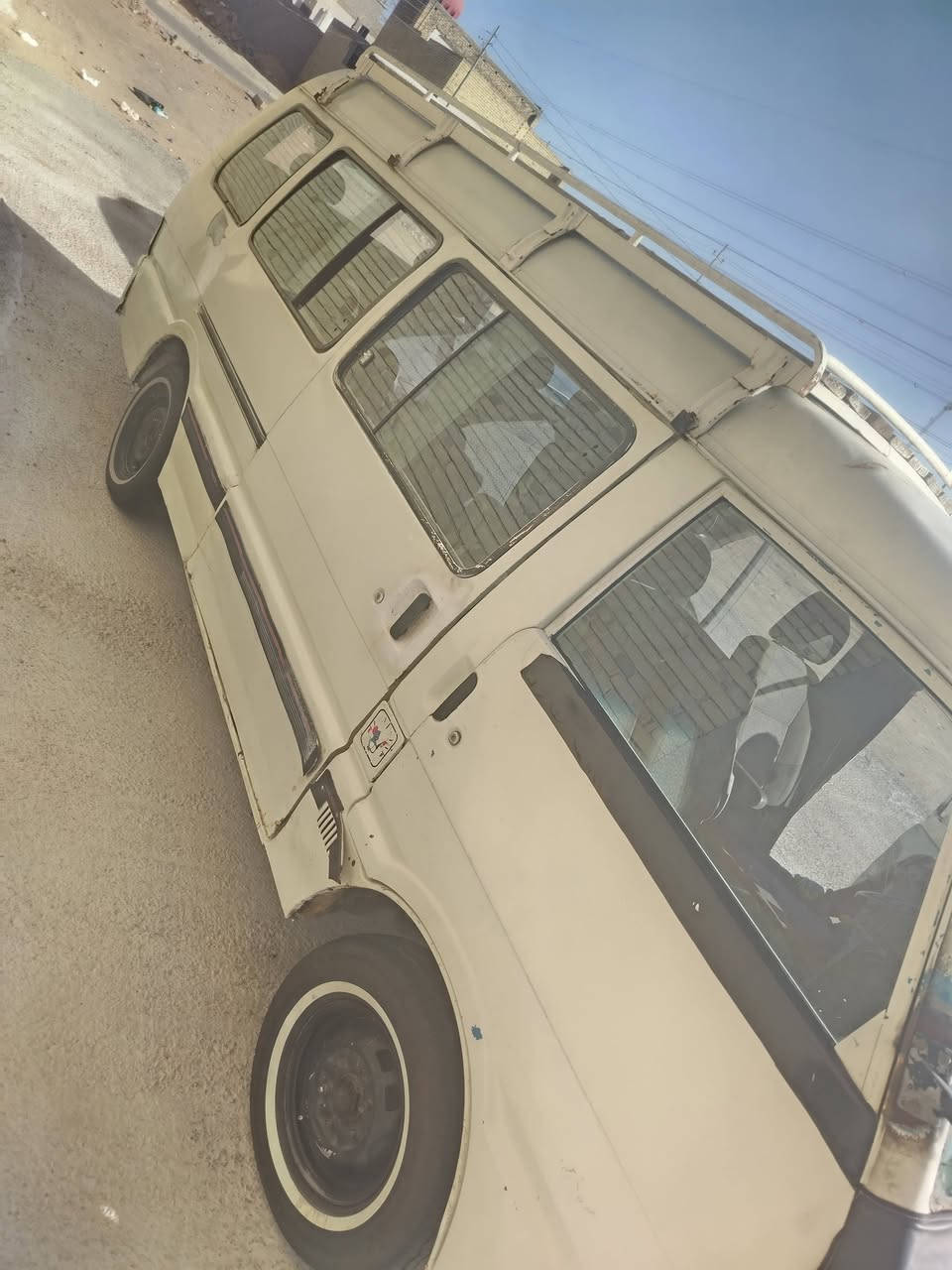 سلام عليكم كيا اسيا لبيع موديل 95سنويه لل29شهر 4 مكينه وكير عله شرط تخم تاير داينمو سلف باتريد كله جديد كهربائية كله شغاله كشناته بريجو سياره جاهزه من كلشي عندي وكاله عامه احولك واسويلك وكاله وراعيه بلنجف مصفره هيئه مرور  خطه حي العامل مكاني كربلاء بلمن داخلي  ***********.سعره 44وبيه مجال
