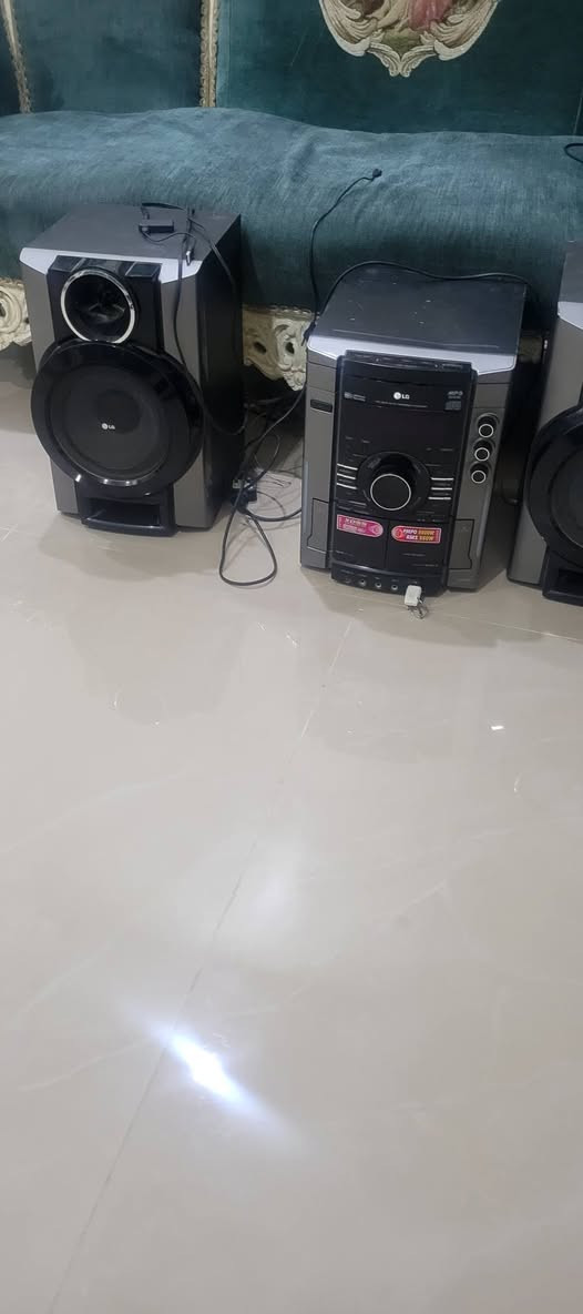 سستم LG راديو مسجل سيدي فلاش السعر ٧٥ بغداد ***********

