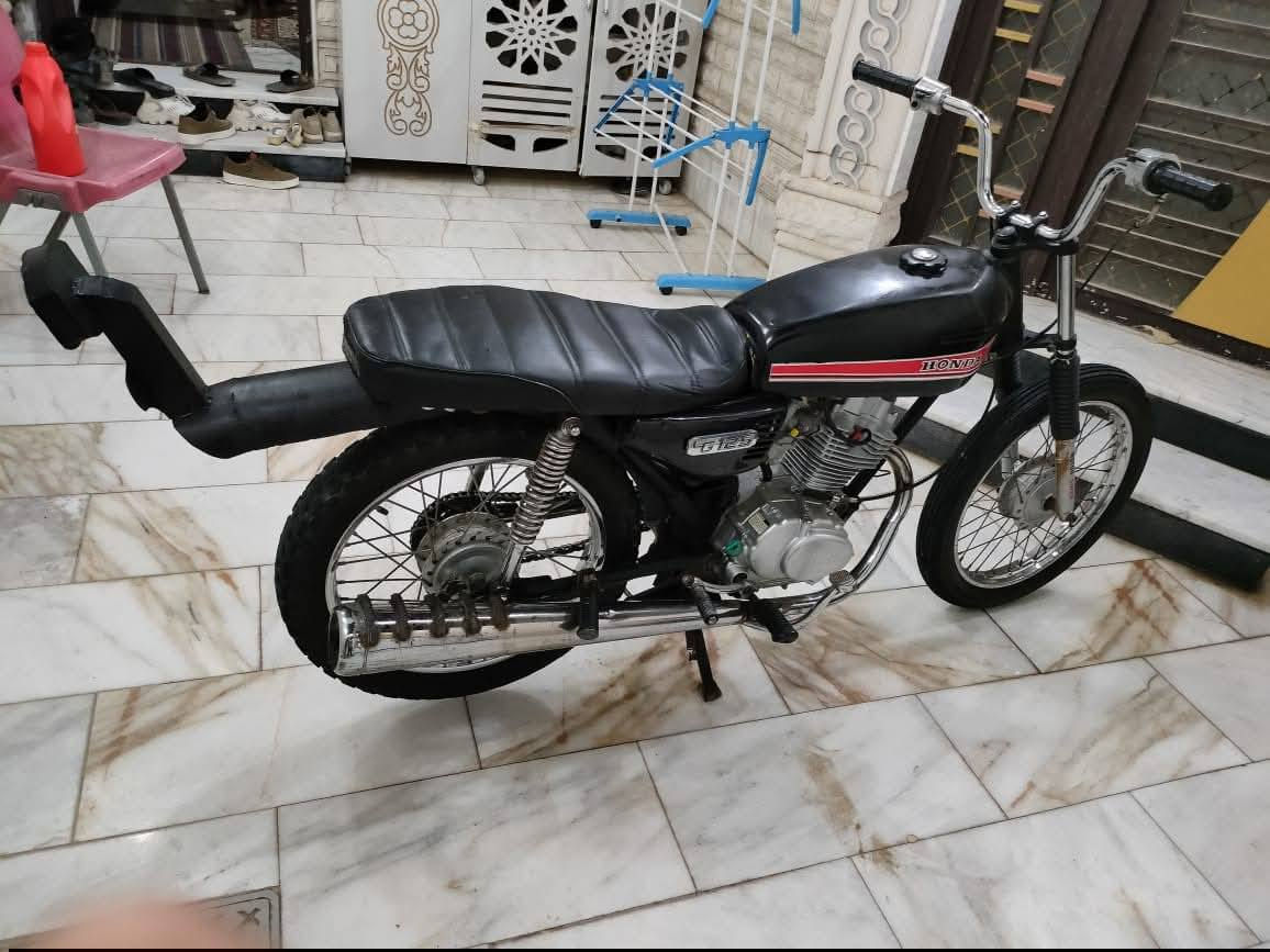 اربعة كير للبيع اوراق اوراق اصولي مكاني حي النصر الخاص مفتوح السعر 450 وبيهة مجال بسيط حك الجية


**إذا كنت صاحب هذا الإعلان وتريد حذفه لأي سبب، رجاءا أرسل رسالة إلى الدعم الفني**