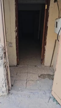 مشتمل للأيجار الغدير شارع الفراشه السعر ٣٥٠  ٠٧٧٠٦٩٩٧٦٦٨