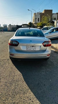 للبيع رينو فلوانس موديل 2012 مكفوله من الصبغ بدون ضربه فقط يحتاجله بار...