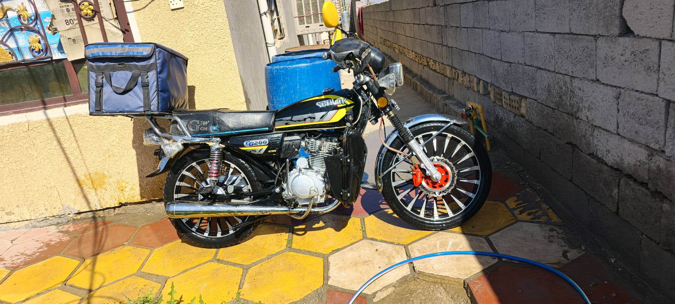 سلام عليكم دراجه سونك 2025 خير من الله دراجه كلشي مانقصها جديده. سعر800 بغداد. تقاطع النهروان ***********