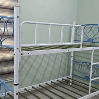 جرباية حديد طابقين وتصير جربايتين عادي حجم كبير الطول190 والعرض 96  07...