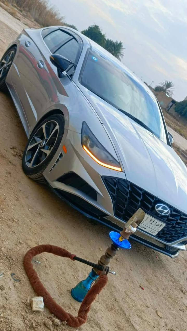 السلام عليكم
سونتا موديل 2021وارد امريكي فقط خشم البنيد معمر 
سياره فول مواصفات ماعدا الفتحة كفاله عامه كير مكينه حداديه كهربائيات تخم تاير كلشي جاهز وضع شركه مكينه دوش رقم ذي قار معوقين وكاله عامه بسمي سياره سنويه لحد 2027تسقط سياره جاهزه على أخر حبايه المكان الناصريه السعر 145وبيه مجال
ترهم مراوس ***********
