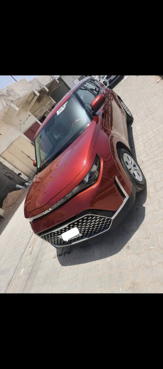 🚗 Kia Soul 2025
كيا صول 2025

, رقم بغداد 
▪️ ماشيه 12.000 ميل فقط
دخول جديد 

✨ المواصفات:
محرك 2000 دوش
✔️ نص فول 
✔️ ،شاشه +
✔️ كامره + مانع نزلاف 
✔️ مثبت سرعة + تحديد مسار  
✔️ شحن وايرلس+

🚗 الحادث:
كما موضح بالصور، تبديل جاملغ نفس اللون اصلي 
الإيرباك بردة وستيىرن طاك  

📍المكان: بغداد – المحمودية  
📞 ***********
*********** 
السعر 152 وبي مجال قليل
