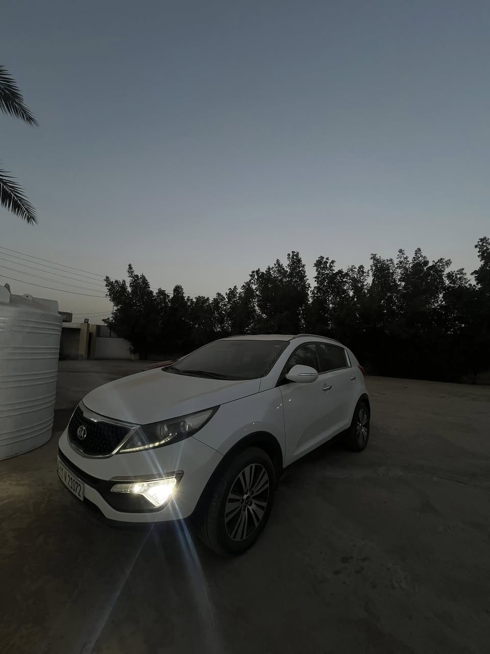 سلام عليكم 
 كيا سبورتج ٢٠١٥  خليجي 
محرك ٢٠٠٠  دوش 
بيها صبغ  بابتين جهه سايق 
ماشيه ١٠٢ 
كبر محرك مكفول 
رقم بغداد باسمي 
مكان بغداد جسر ديالى. جديد 
السعر ١٥٠ وبيها مجال 
***********
