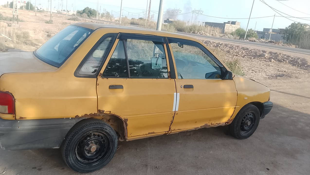 سلام عليكم سايبه مديل 12 مكينه وكير وتخم تاير كفاله سعر 8 السياره عوزها بس البخاخات 
تعبانه سنويه منتهيهه 2023 العنوان البصره ،راعيها بلقبله ومااندله انا مكلف بلنشر ،***********
