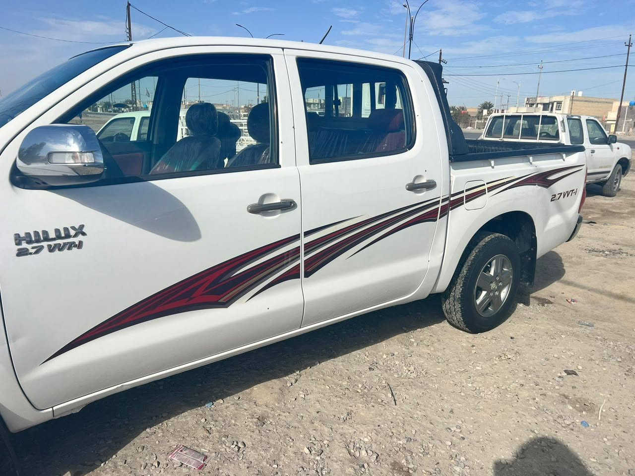 سلام عليكم ١٤ مكفوله ضريه وصبغ وفتح رقم مثنئ بأسمي شرط تحويل محرك مامفتوح لاتنقيص ولاتبخير حداديه تخم تاير سياره جاهزه مال جناي ترهم مراوس وبيع سعر ٢١٥ بيها مجال بسيط *********** مكان سياره البطحاء
