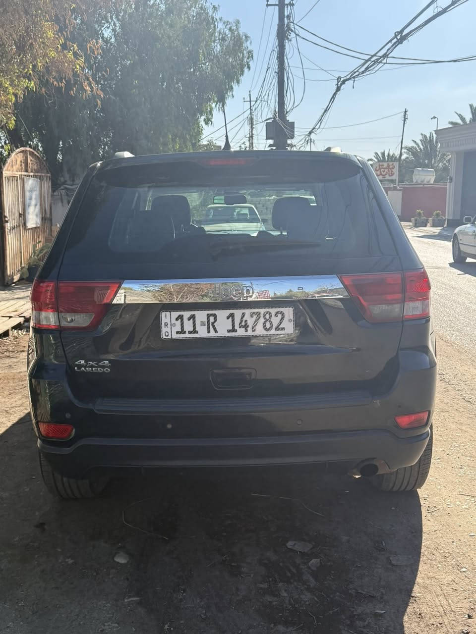 سلام عليكم 
جيب لاريدو 2012 ضرر جاملغ خلفي سياره جاهزه وحلوه مكاني الكريعات مواصفات
تشغيل عن بعد
فتحه+بنوراما
كشنات اماميه كهرباء
شاشه وكامره خلفيه +حساسات
بصمه ابواب
تخم تاير جديد
صدر امامي جديد
سنويه باسمي 
السعر 158 وبيها مجال 

***********
