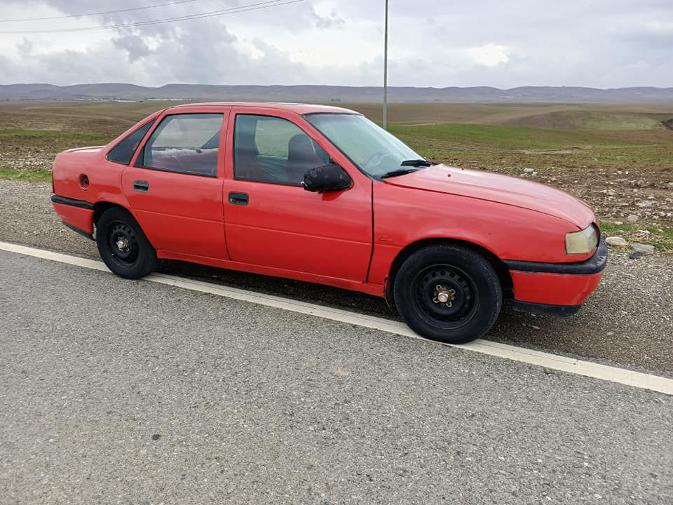 ئۆپڵ مۆدێل 1991
مەکینە 20
گێڕومەکینە بێ عەیب بەشەرت
کارەبایاتی کامل ئیشەکات 
پاوەری مەزبوت 
سەرژمێری هەیە 
بۆیاغم کردووە لەسەرساغی بۆجوانی 
سعری 14 گەڵا شمشمل, السليمانية


**إذا كنت صاحب هذا الإعلان وتريد حذفه لأي سبب، رجاءا أرسل رسالة إلى الدعم الفني**