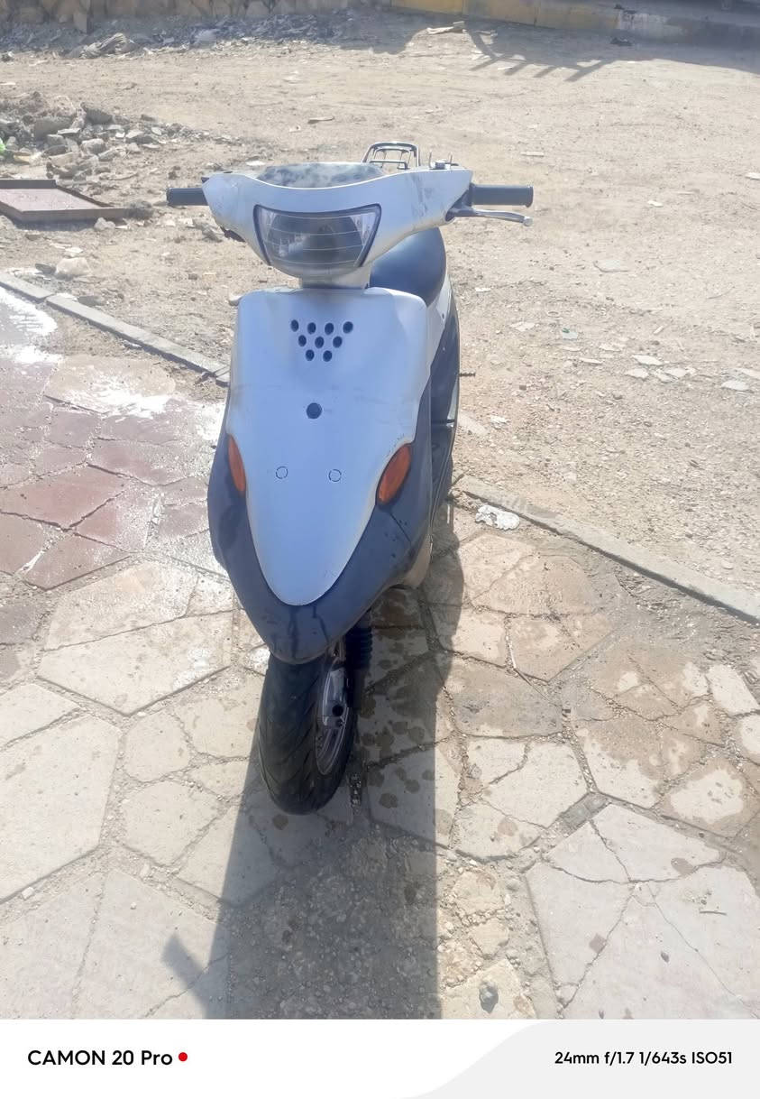 للبيع بيجي فحل سلف هندر كهربائياته كلها شغاله ماكينه شرط ناعمه نهضه مشي مكاني ا العصافير سعر 225 قفل 
***********
