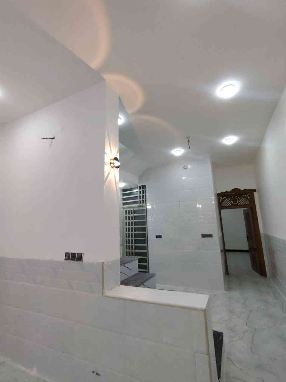 مكتب التساهل العقار
‏ *********** 
عرض جديد وعرض مميز بلاش 😳😳
بيت مساحه 90م / طابو زراعي قرار محكمه

البيت شغل جديد الصب كله نزال جسور 
عرض شارع 13عنوان شارع الصب قرب قرية الغدير نجف

كامل من كلشي السعر32وبيه مجال *********** 

غرفه نوم 1صاله.... مطبخ..... ... صحيات1 ..ستقبال 
‏ *********** 

ملاحظة// متوفره كافت المساحات 50متر 80متر 100متر 120متر 150متر 200متر وكل هاذه وباسعار مناسبه ومل الخدمات متوفره 

راجع المكتب  مقابيل القريه شارع المطحنه عمود282 مكتب التساهل للعقار.....نجف الاشرف
