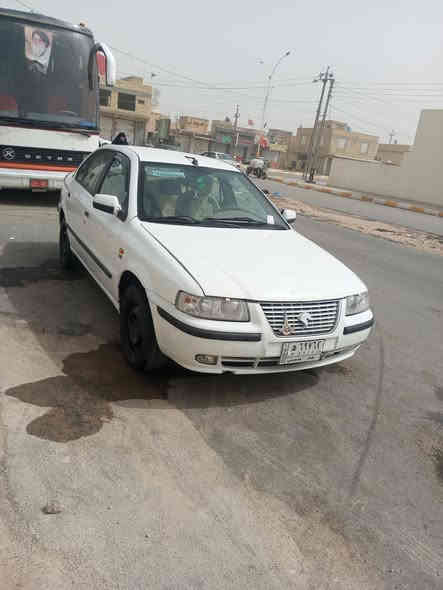 السلام عليكم 
سمند موديل (2012) كفاله عامه السياره نضيفه كدام عينك خير من الله ماناقصه اي شي حداديه جديده تخم تاير نضيف السياره كدام عينك  السعر (٥٥) ورقه وبي مجال للطيبين
*********** متواجد عله الخاص
