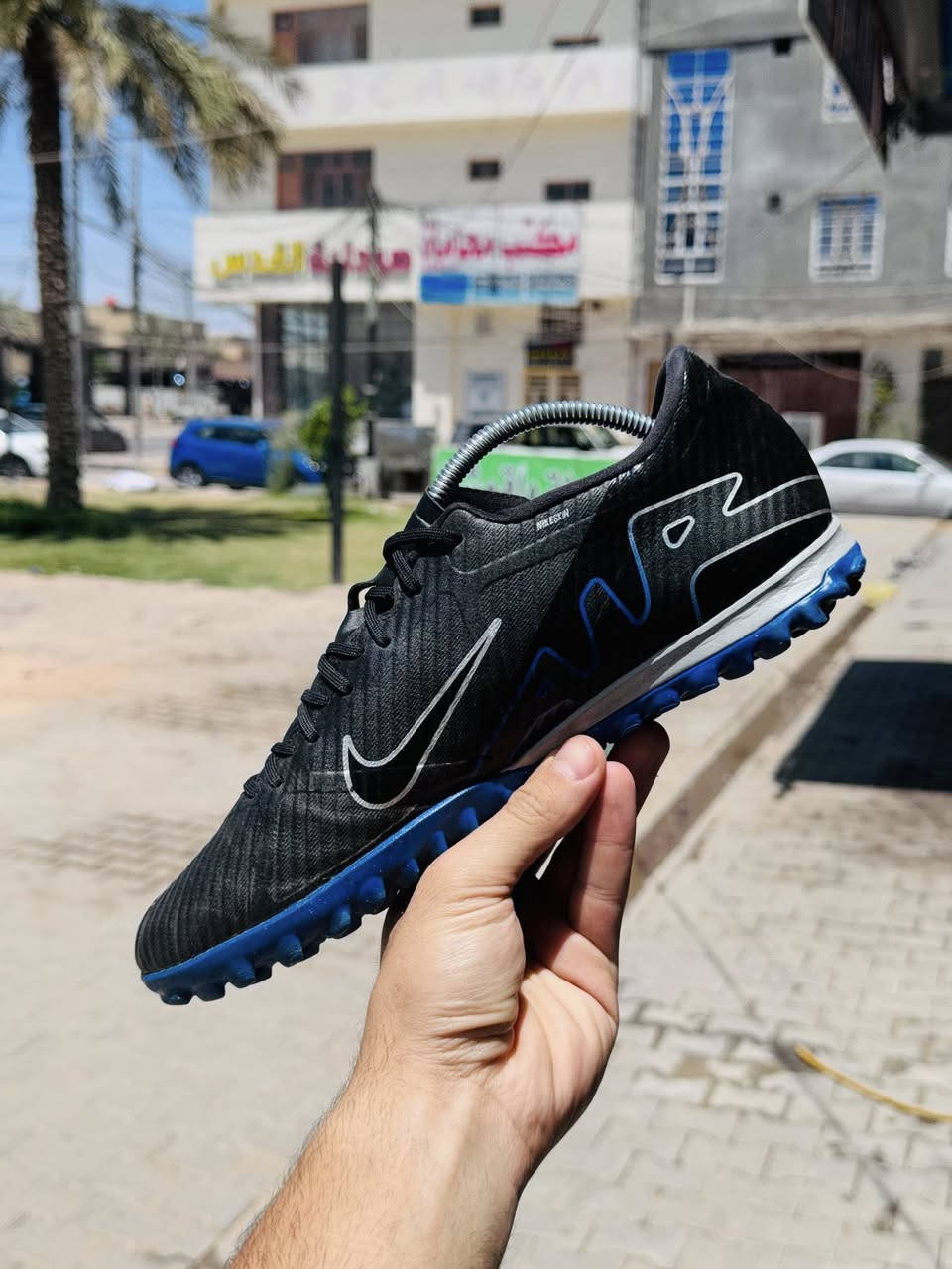 نايك ايرزوم 

باله اصلي نضافه 100/100

قياس 44 ونص 

طول القدم 28 ونص

قاعده طبيه 

توصيل متوفر جميع محافضات العراق 

***********
