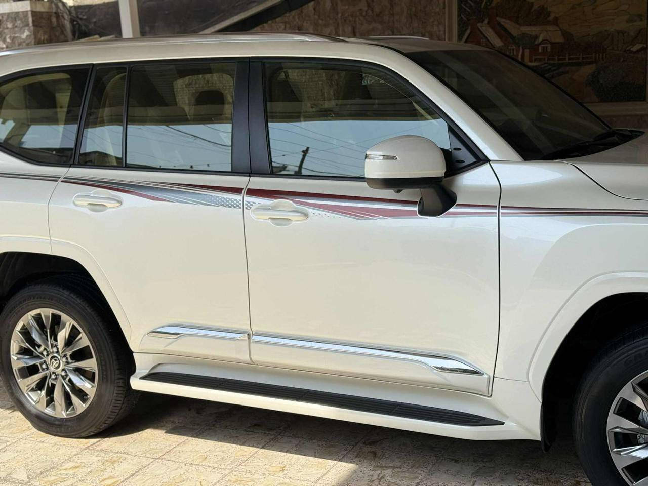 السلام عليكم 
البيع لاندكروز زيرو السياره    
رقم بغداد الدوالي بسمي شخصياً
بريم اصل بدون برده خلفيه
 جي  اكس ار لمتدد GXR LlMlTED    تطبيق 3 شاشات
بريم اصلي اصل وفصل 
5 كامرات شاحن لاسلكي كت لحايه اصلي
مواصفات معروفه 
السياره كفاله. من الشخط والرصعه والبارد ع شركه 
مكاني بغداد
والاتصال ع رقم 

***********
