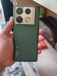 مستعجل عل بيع للتواصل 07714083356 ✅ Infinix Note 40 Pro 5G ✅ 256GB ✅ م...