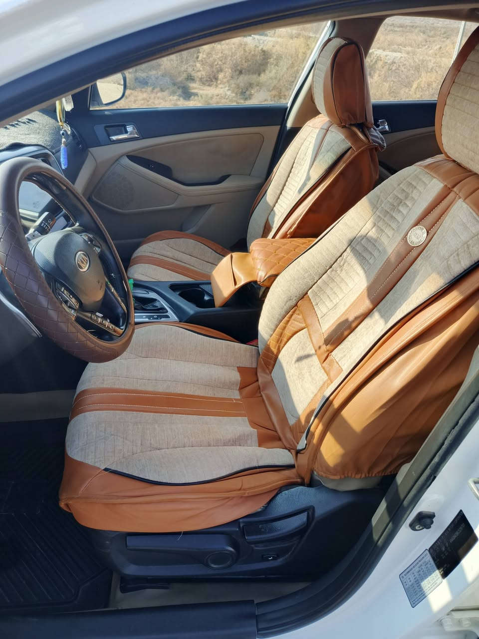 السلام عليكم 
اوبتيما 2012 وارد خليجي فول 
بانوراما 
بصمه
لايت زنون 
مري شفط
تحكم ستيرن 
شفتات ستيرن 
مكينه 2000 دوش كفاله كير ومكينه
تخم تاير جديد   
سنويه لل2030 بأسمي مداور ثاني يوم 
رقم إنكليزي بغداد
 ويل 17 السعر 135
مكانها الناصرية ناحية المنار 
رقم الهاتف***********
