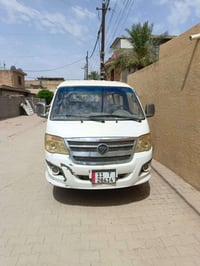 فتون 2015 مكفولة صبغ مكينه وعينه وكلج جديد سيارة نقصها دوشمه بس 078108...