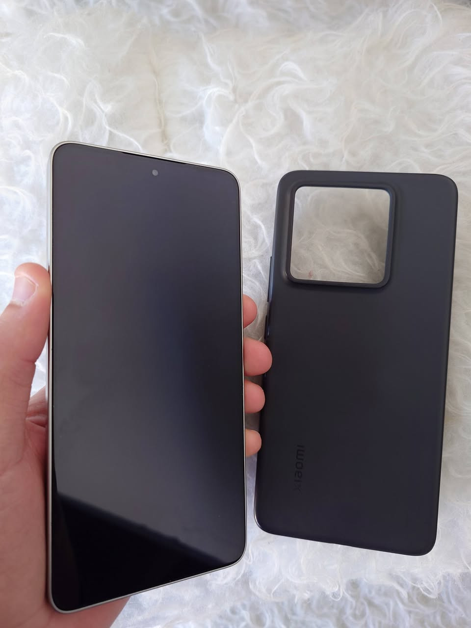 Xiaomi 14 T _ شاومی 14 T

بۆ ئەو کەسانەی بە دوای مۆبایلێکی بەهێز و خێرا ئەگەڕێن بۆ گەیمینگ و وێنەگرتن یەکێکە لە باشترین هەڵبژاردەکان. ..

بیرگە : 512 گێگا  _   ڕام 12
شاشەیەکی ناوازەی  Amoled  بەخێرایی  144hz
کامێرای Leica کە کوالێتی سینەمایی هەیە لە وێنەگرتن و ڤیدیۆدا

باتری : 5000mAh ( Fast charging )

ڕێژەی خاوێنی : %98
زەمانی 6 مانگی ماوە

جۆری پڕۆسێسەر : Media tek Dimensity 8300_ Ultra

بە ووردی 4nm دروستکراوە کە زۆرکەم شەحن سەرف ئەکات و گەرمبوونی کەمە

120 Fps

مۆبایلەکە کامل ئەشیای خۆی لەگەڵە و زەمانی 6 مانگی ماوە

نرخ : 420 هەزار


**إذا كنت صاحب هذا الإعلان وتريد حذفه لأي سبب، رجاءا أرسل رسالة إلى الدعم الفني**