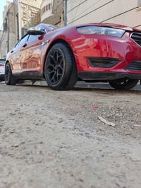 للبيع للبيع  فورد تورس موديل ٢٠١٣ باسمي رقم انكليزي بغداد . السيارة خي...