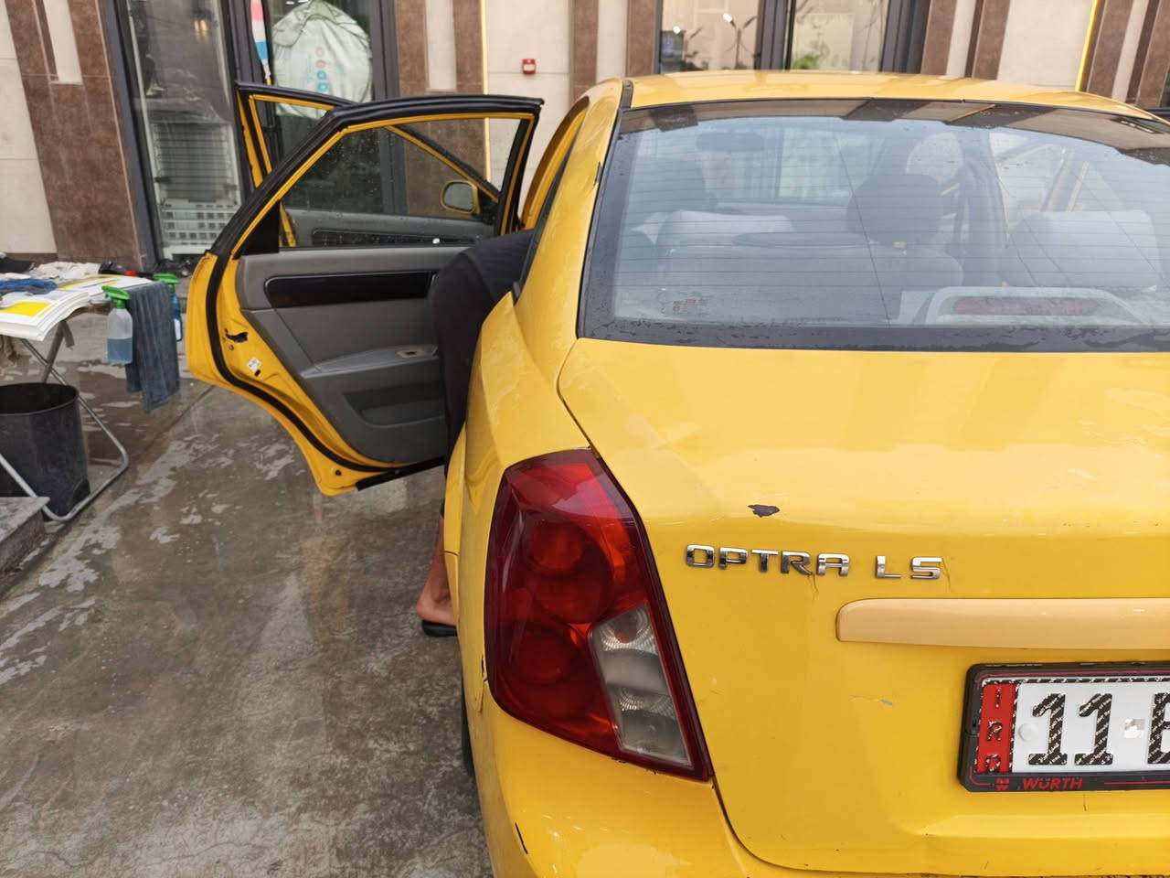 السلام عليكم اوبترا ٢٠١١ بغداد شركه صبغ جاملغ خلفي ودعاميه سياره رقم جديد مصفره تبريد ويل كب شاشه سياره استلام شركه باسمي اني استلمتها مابيها اي نقص تبريد تخم تاير باتري كهربائيات محرك كير كفاله سعر ٦٥بيها شي، بسيط تواصل اتصل غير متواجد عل الفيس *********** واتساب موجود
