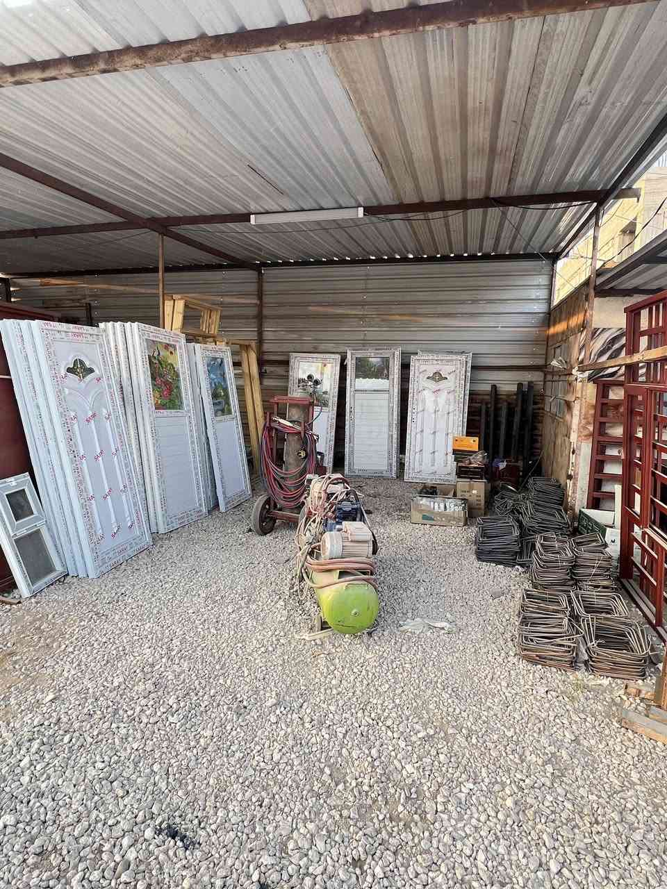 سكلة سيد كرار لبيع الشيلمان والابواب والشبابيك جملة/ مفرد   الحريه / مقابل مفرق ابو حلان

***********
