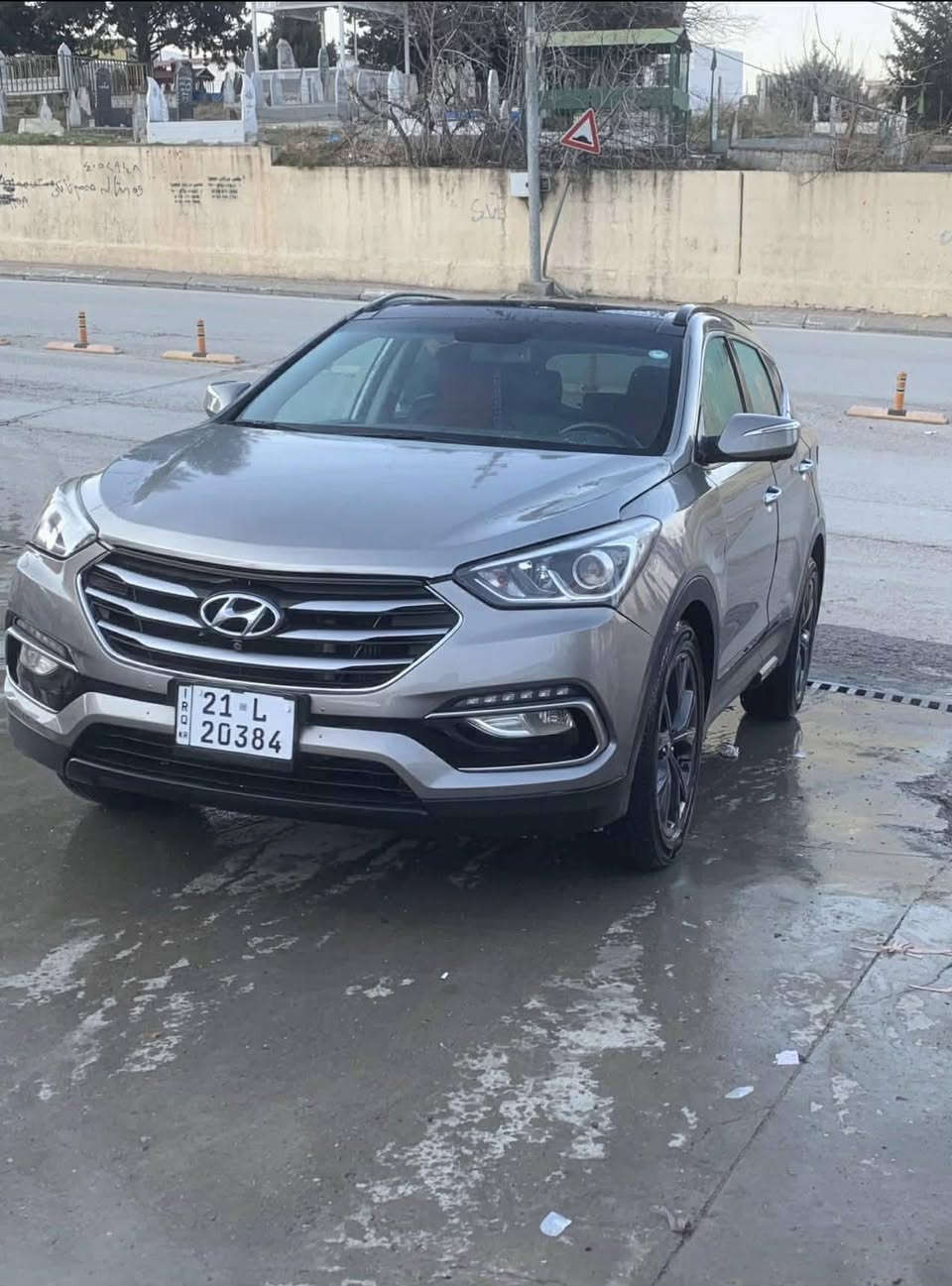 WhatsApp 
***********
سلام عليكم 
هوندا سنتافي ٢٠١٧ فول فول 
٥ كاميره 
كوشن جلد 
حارس بارد 
٢٠ توربو 
رقم م سنوى نو تا ٢٠٢٩
به ناوى خومانه 
بي ته قه و ره قه بي مه سره ف 
جاملغ و بونيت كلير  بي شاني ايربان سوكان سيستم أربيل, العراق
