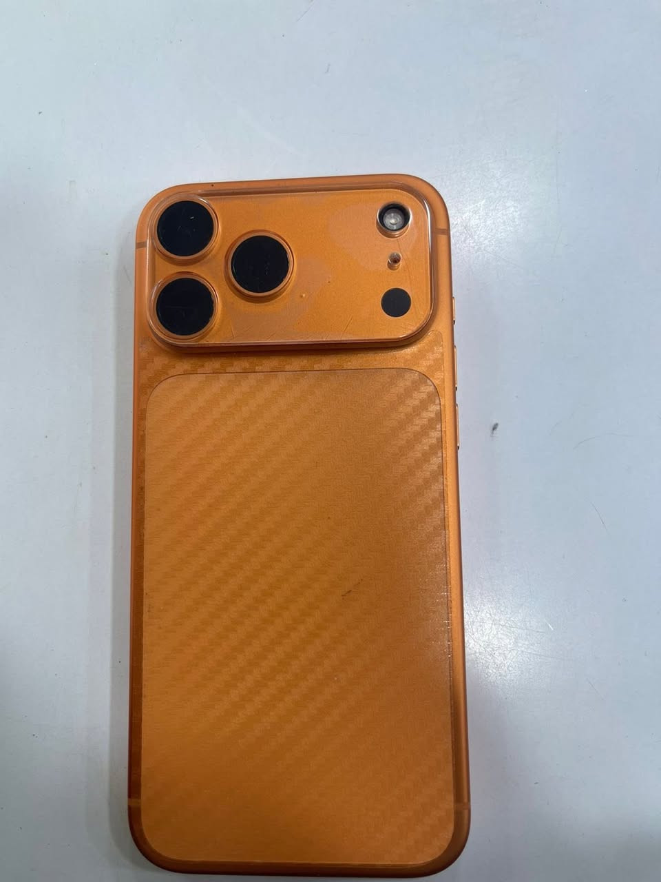 17 برو ماكس
نوعيت لشريحة الكترونية 
٢٥٦
بطارية ١٠٠
مشحون ٣١ 
كامل ملحقات
جهاز زلغ مابي بعدة بل جيس
***********
شراي يتصل 
جهاز سعرة 1825
