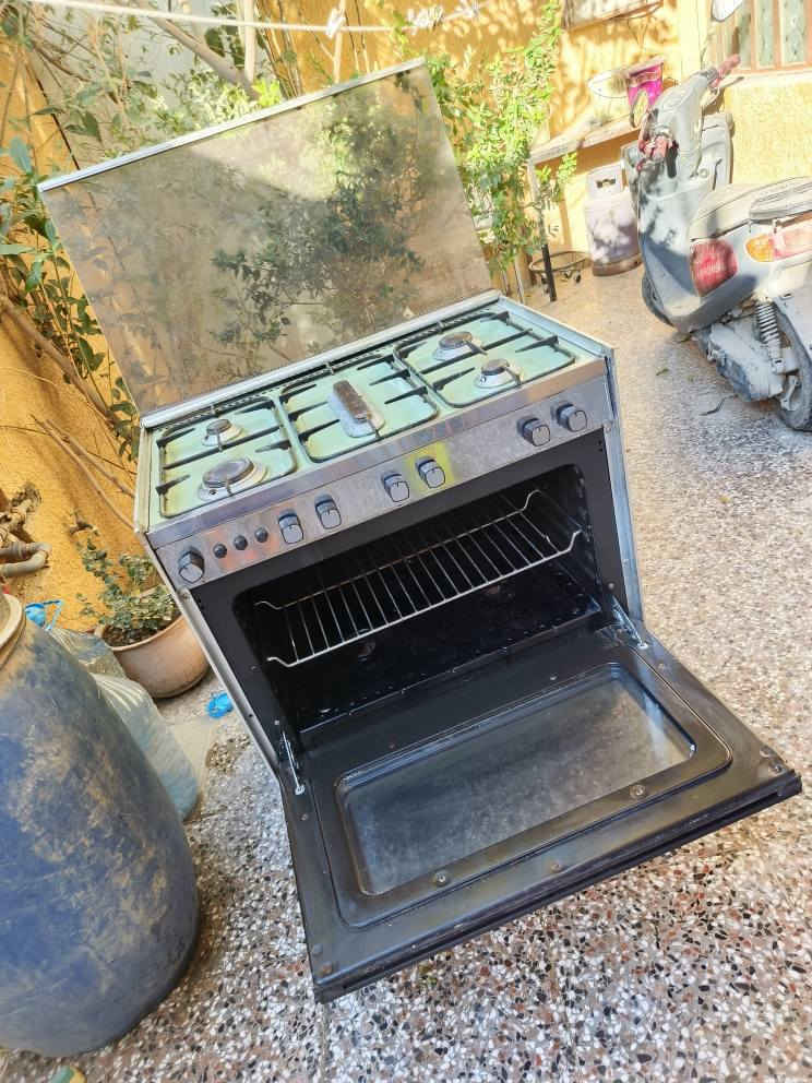 طباخ, 5 عيون أبو الفرن كبير نوع عشتار الأصلي كله شغال نضيف جدا سعره 225 وبي مجال للشراي المكان كربلاء الاستفسار *********** كربلاء, العراق
