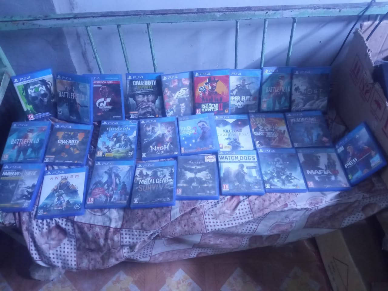 مــتاااح 30 قــرص ps4 كـله نضـيف وشـغال ابيـع شـلع مــاڪو مـفرد سـعر 20 الواحد مكـاني بـابل الـقاسم ***********
