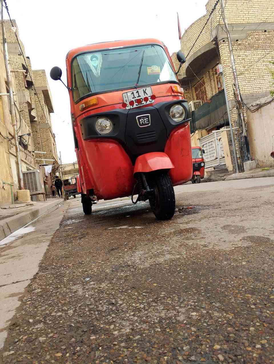 سلام عليكم ورحمة الله وبركاتة تكتك مديل 2017لبيع رقم وسنويه رقم بغداد تكتك خير من الله 5مليون وبيها مجال بصيط مكاني بغداد شعله مكينه مال 20 رقمي ***********
