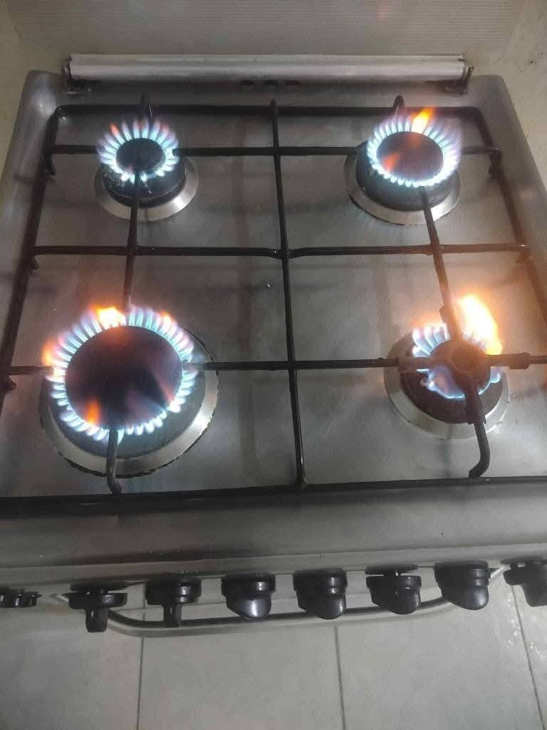 السلام عليكم صيانه واقعيه عارض للبيع داخل البيت راسلني واتساب ***********
