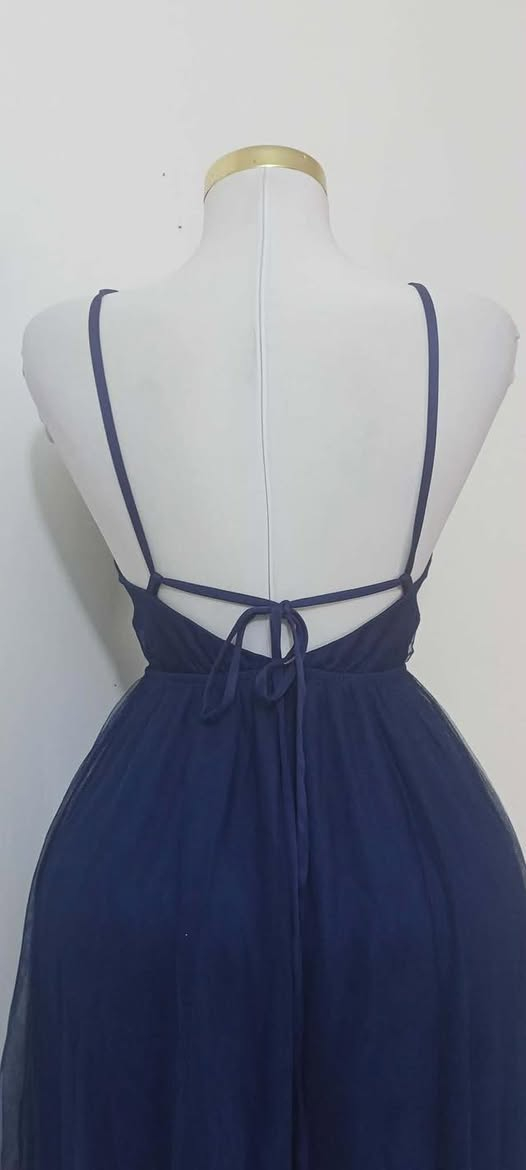 فستان بف سعره ٢٥ يلبس ٣٨-٤٠ للحجز واتساب ***********♥️♥️
