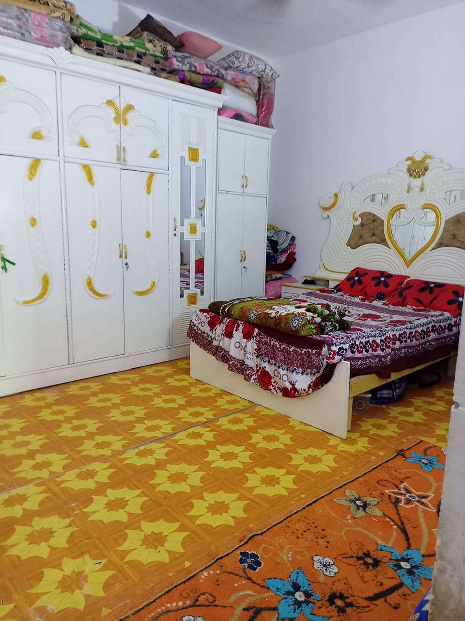 بيت مساحته 200 قريه ماشوشه ماي كهربا جاهز من كلشي السعر 35 وبيه مجال اتصل علا ***********
