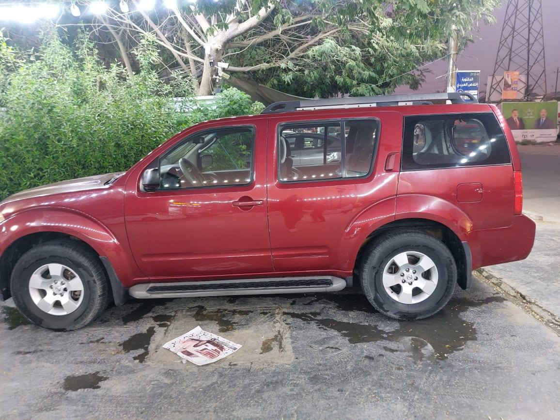 السلام عليكم سياره نيسان بافندر موديل 2008 وارد أمريكي بيها جاملغ سياره خير من الله مكينه كير يخبلن حداديه 50 تبريد شغال علا وضع الشركه شاشه جديده 7 راكب رقم بغداد جديد مكان السياره بغداد الغزاليه رقم الهاتف ***********.     سعرها 80 بيها مجال
