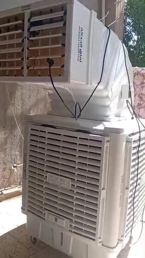 مبردة حجم كبير للبع جديدة  مستعملة بضعة ايام 
التصال على المازنجر او
على هذا الرقم بي واتساب
***********
