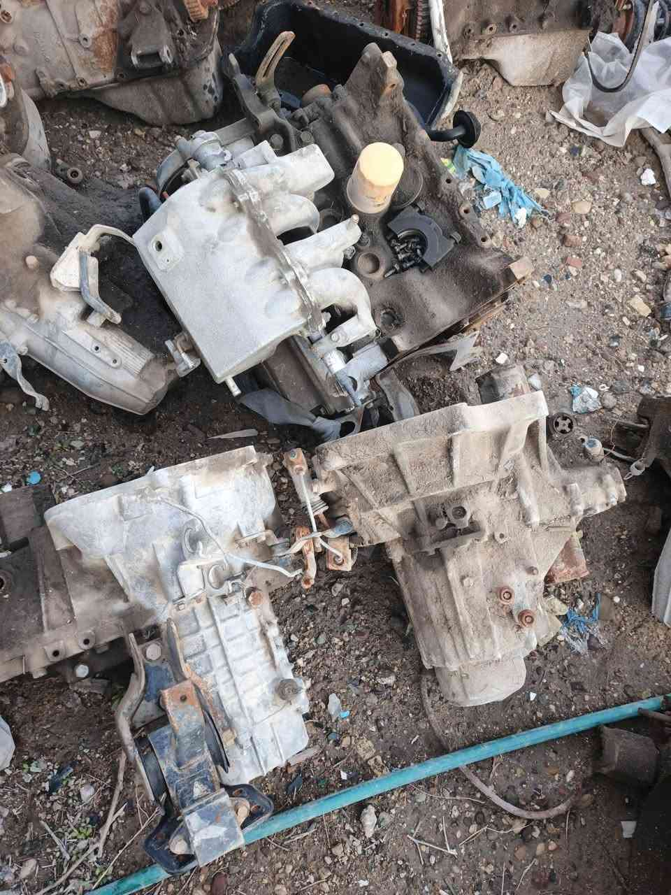 عشر كيرات للبيع
سبع کيرات سايبه أبيعهن عاطلات
وواحد ليڤان عاطل
وواحد كيا سيڤيا شغال+ گير النترا
للتواصل و الاستفسار
***********
الموقع  بغداد
