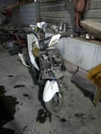 سكنس نثيه١١٠ل بيع دراجه صار له شهر متروكة  البجم موجود دراجه شغاله بطا...