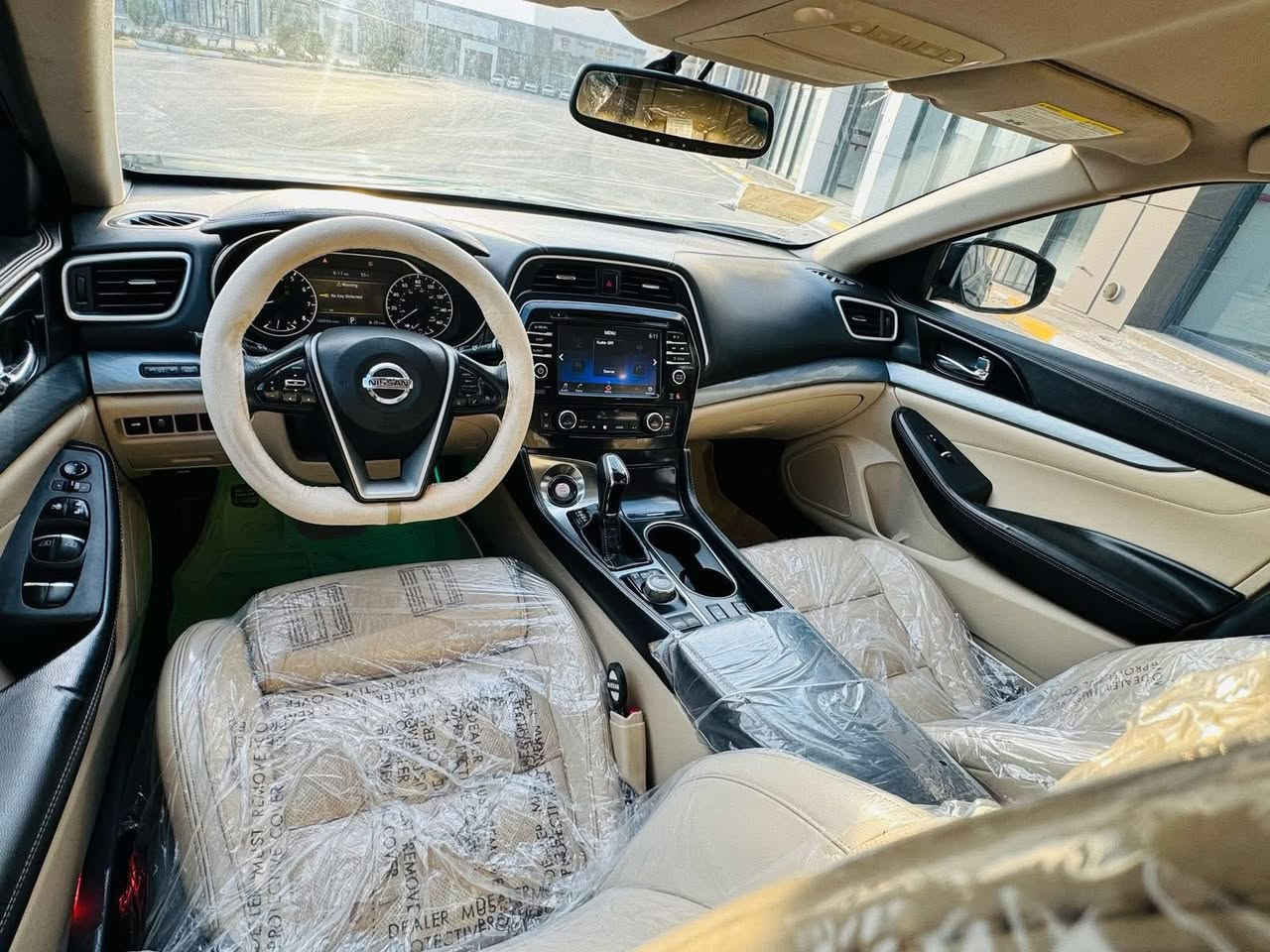 نيسان ماكزيما 2016 مواصفات SV
_______________________________
6 سلندر 3500  
 رقم سليمانية شرط التحويل فقط
سنوية ورقم جديد 2029
_______________________________
للبيع فقط
_______________________________

تفاصيل السيارة :

السيارة وارد 
بيها فقط بونيد صبغ بدون دواخل
وكم مكان تكحيل
ايرباك مرجع سستم اني مرجعه بيدي بدون اي جطل او مقاومة
سيارة متعوب عليها وما بيها مصرف ربع دينار
_______________________________
المحرك بشرط  
الكير مكفول كفالة عامة
صدر امامي خلفي جديد
تخم تاير جديد
_______________________________
مواصفات السيارة 
   تشغيل عن بعد
♦️دواخل صاج ملكي
♦️حساسات خلفي
♦️غرفة جلد 
♦️كشنات جلد 
♦️كشنات حضن
♦️ كشنات كهرباء
♦️كشنات تدفئة
♦️ستيرن كهرباء
♦️تبريد قطعتين
♦️كامرة خلفية
♦️ويل 18 بلادي بلاتينيوم
♦️لايتات عالي ناصي بلاجكتور  كله زينون
♦️3 انظمة قيادة
♦️مري تعتيم 
♦️كامرة دوارة
♦️والباقي موصفات معروفه
للتواصل ***********
