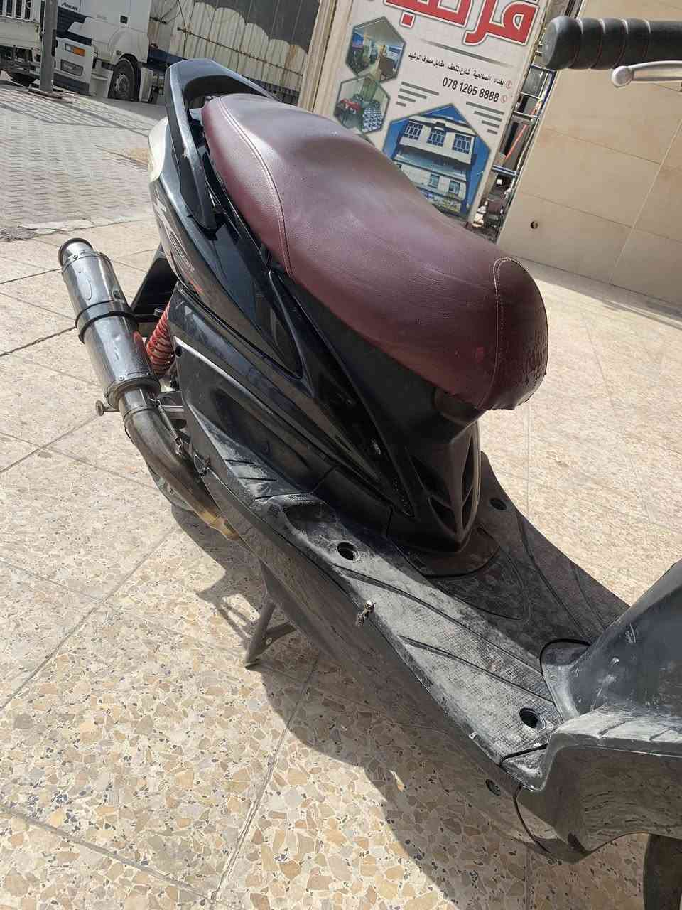 سكنس فحل للبيع درجه أولى جاهز ممحتاجه ولا دينار سعر مليون وبيها مجال ***********
