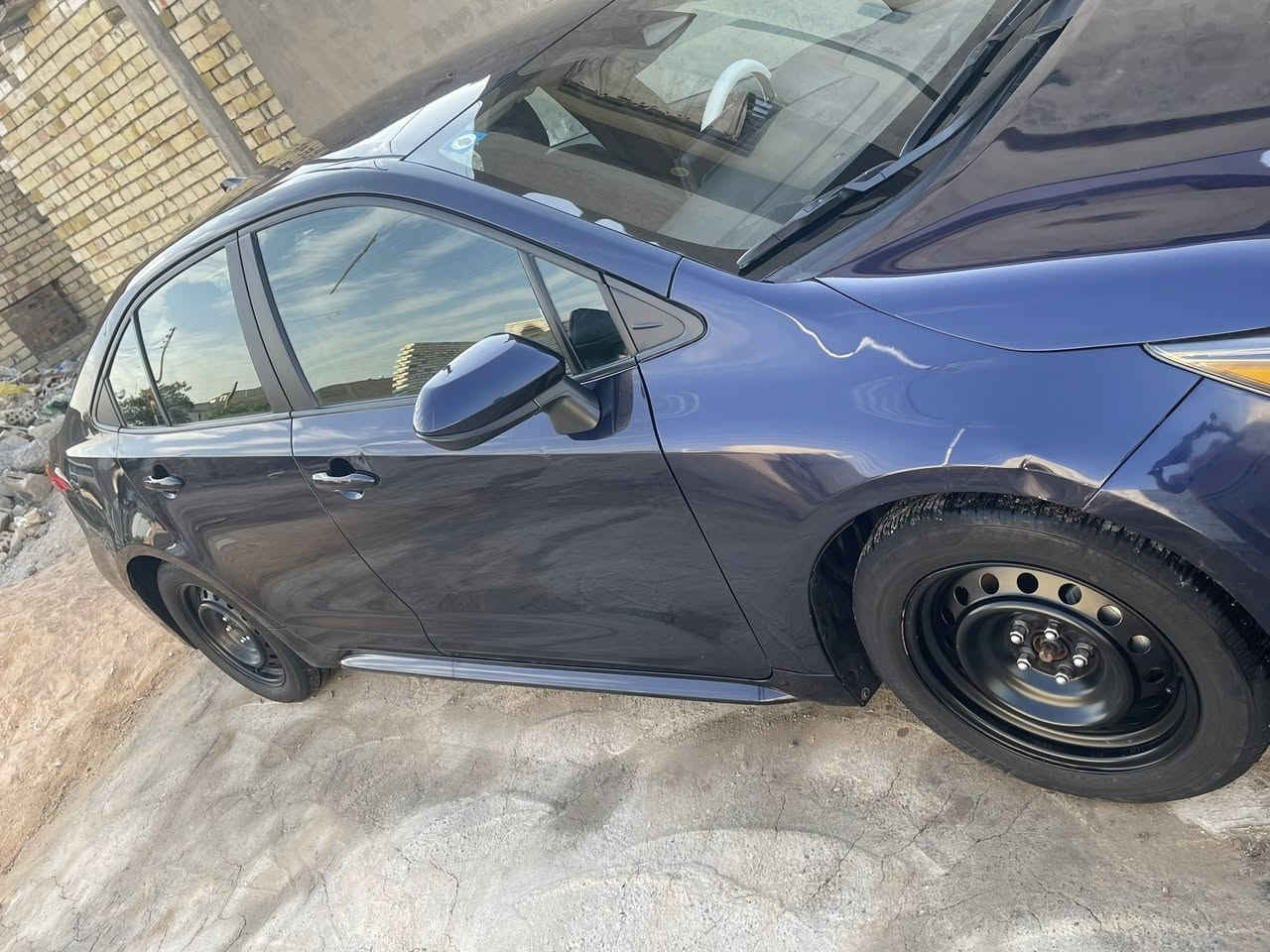 اسلام عليكم كورلاء للبيع موديل 2024 مواصفات Le حادث بنديد وجاملغ الايمن مبدلادت بدون دواخل يعني لاشاصي ولالغد رقم بغداد بسمي. هـ ***********
 السعر 154 تحياتي لادمن
