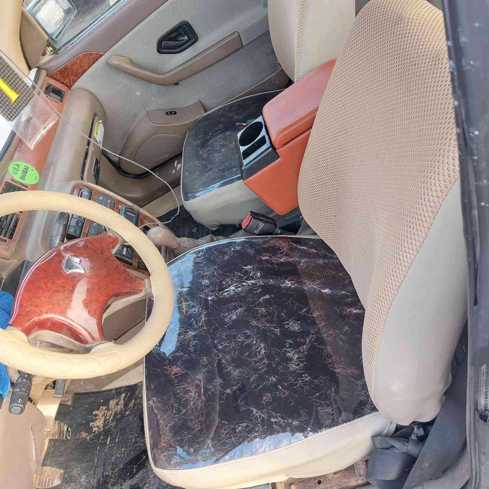 سلام عليكم سمند بيضة البنيد طاير على القماره ٢٠١١ تحويل ثاني يوم سنوية ساقطه كير ومكينه وتبريد السعر ٢٣ قفل العنوان كوت واسط ***********
