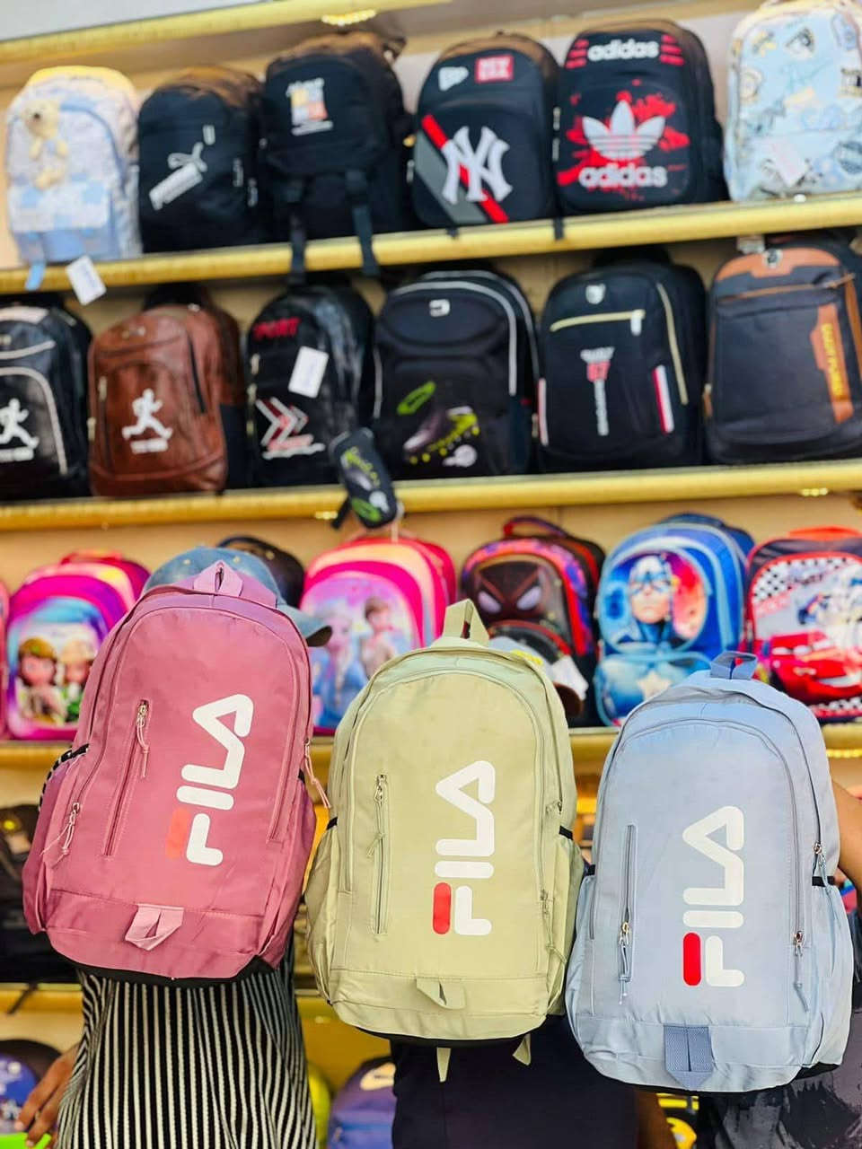 ✨🎒 العودة إلى المدرسة 🎒✨
الحقائب_الجديدة للموسم المدرسي  2️⃣0️⃣2️⃣6️⃣

احدث 
مستعدون لتجهيز المجمعات التجارية و بخصومات كبيرة 🎉 
 البيع جملة ( كراتين) 🚫
ايضا متوفر مفرد
جنط مدرسيه الاسعار داخل الصور ⬇️

للتواصل معنا  واتساب  او اتصال//***********
تتوفر لدينا خدمة توصيل داخل و خارج بغداد 🚚🚛@@
