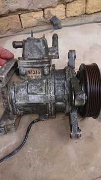 كمبريسر حجم 20 شرط الشغل سعره 175 مكاني بغداد 07904514263
